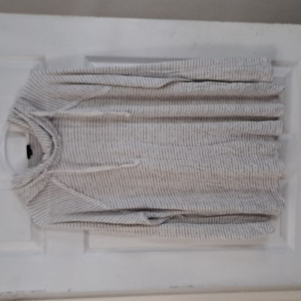 Torrid 2X Thin Sweater Hoodie